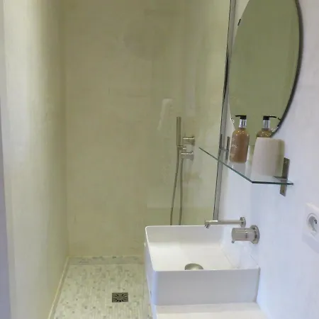 Appartement Marie Paradis 15 *